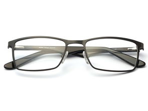 框架眼鏡 不僅是視力矯正的工具，更是時尚與舒適的完美結合
